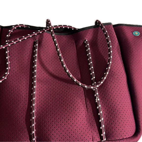 Annabel Ingall Perforated Neoprene Rope Shoulder Bag Tote Handbag Mulberry - Picture 3 of 6